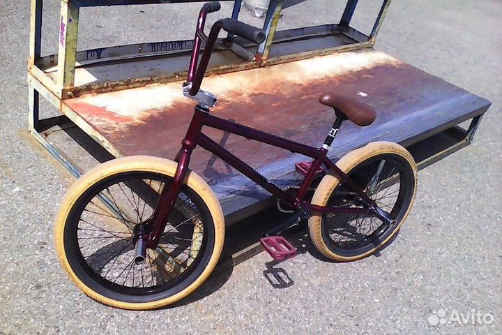 BMX Mongoose Legion L100