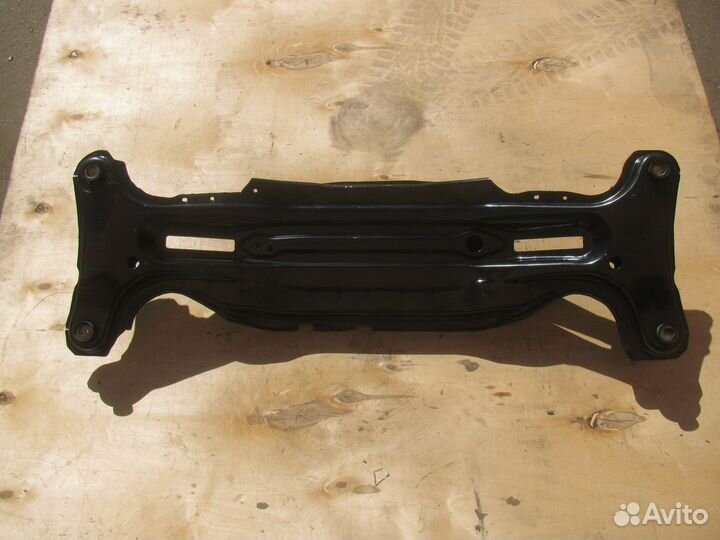Задняя балка Toyota Camry Highlander Lexus новая