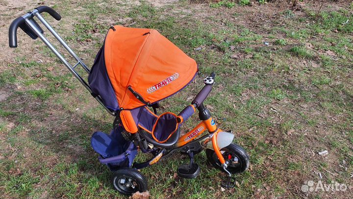 Детский велосипед трехколесный с ручкой и самокат