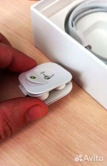 AirPods Pro новые