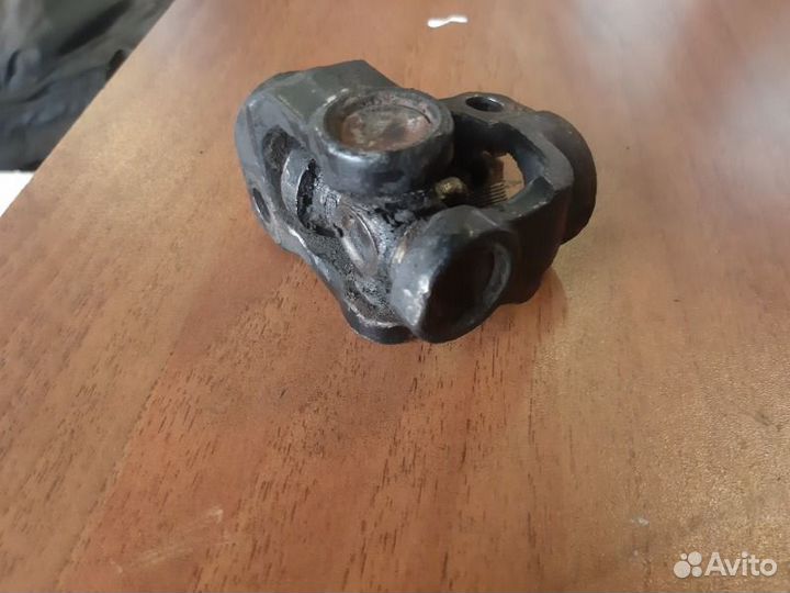 Крестовина рулевого вала нижняя Daf Lf45