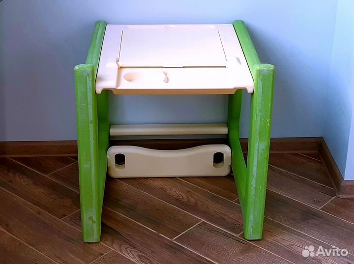Детский столик-парта