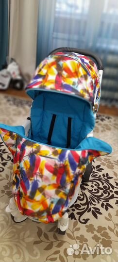 Прогулочная коляска