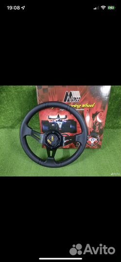Momo руль спортивный