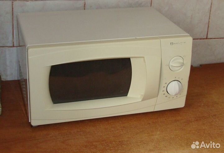 Микроволновая печь Elenberg. Доставка