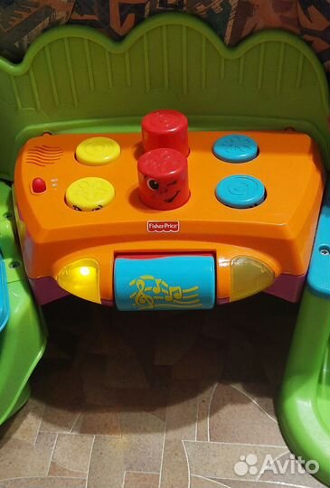 Музыкальный городок fisher price