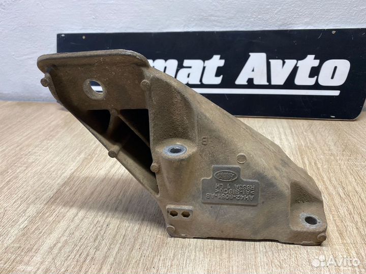 Кронштейн Двс Левый Range Rover L322 5.0 508PS