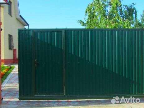 Откатные ворота с калиткой под ключ