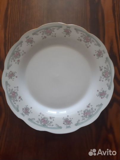Блюдо, тарелка большая фарфор