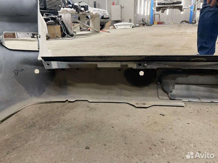 Lexus lx 570 задний бампер