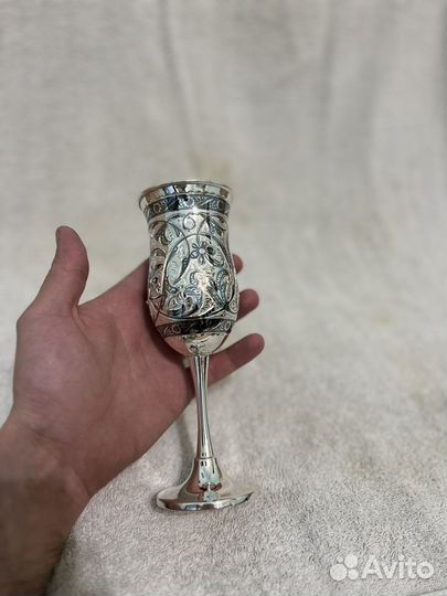 Серебряные рюмки и стопки