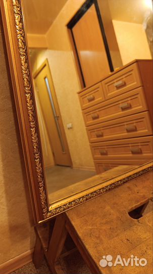 Зеркало настенное в раме бу