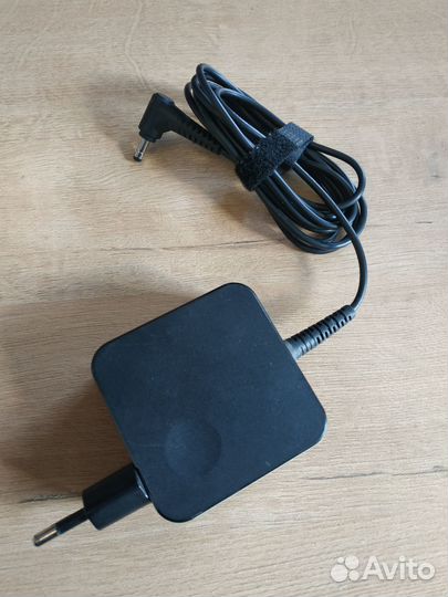 Блок питания для ноутбука Lenovo ADL45WCG