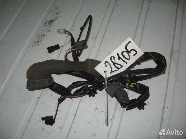 Проводка двери передней правой Saab 9000CD