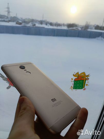 Xiaomi Redmi 5 Plus, 3/32 ГБ