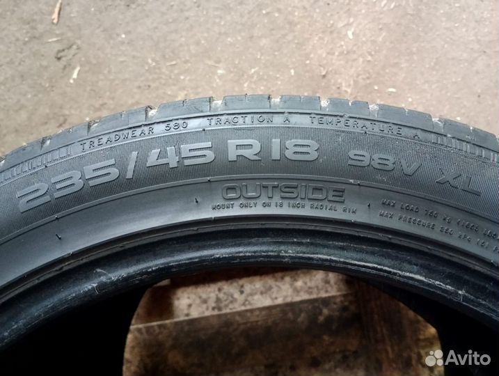 Nokian Tyres Entyre 235/45 R18 98V