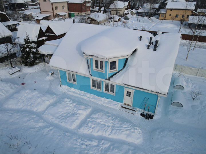 Дом 205 м² на участке 17 сот.