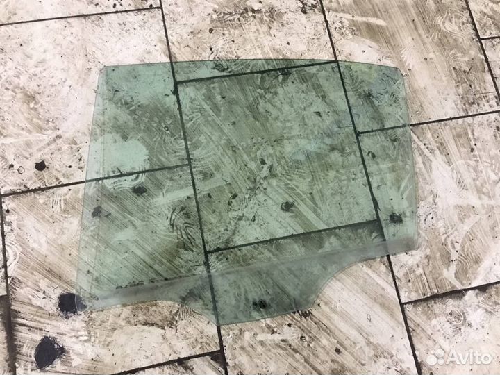 Стекло двери заднее octavia a5 лифтбэк