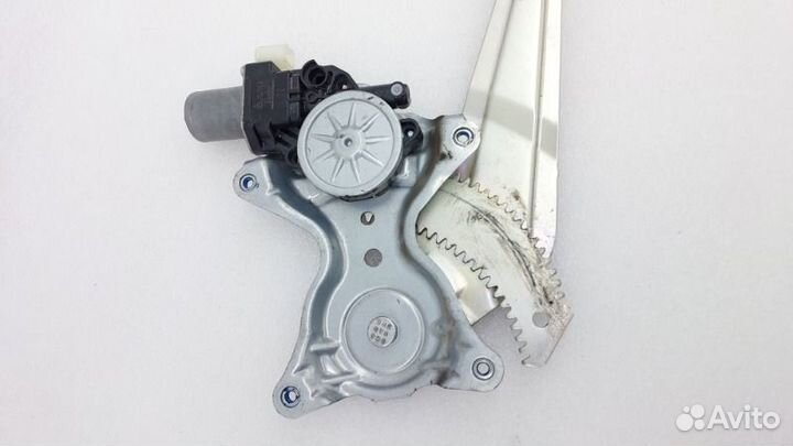 Стеклоподъемник задний правый Mitsubishi L200