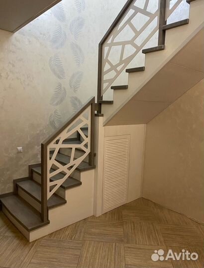 Лестница на второй этаж