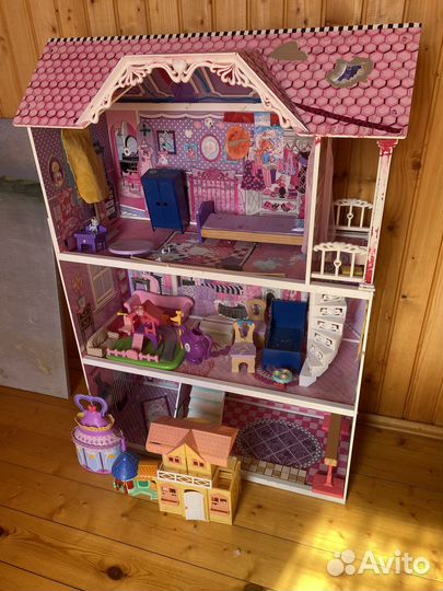 Большой кукольный домик ELC с мебелью
