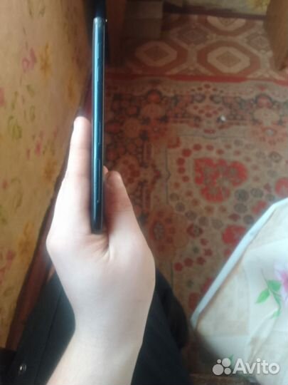 Samsung Galaxy J6 (2018), 2/32 ГБ