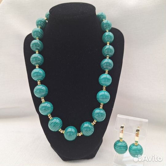 Бусы из натуральных камней