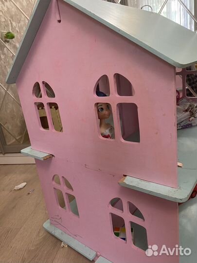 Домик кукольный