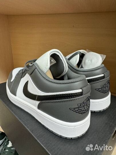 Кроссовки Nike Air Jordan 1 low iron grey