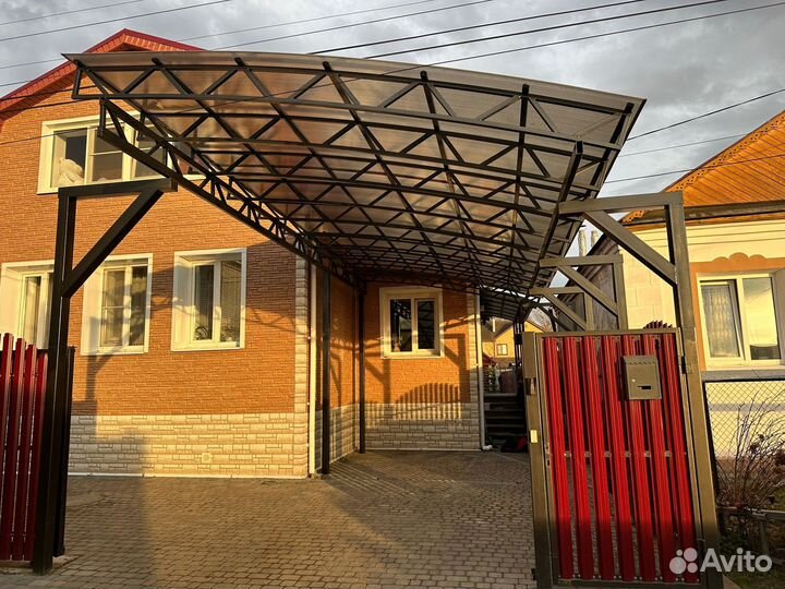 Арочный навес из профнастила