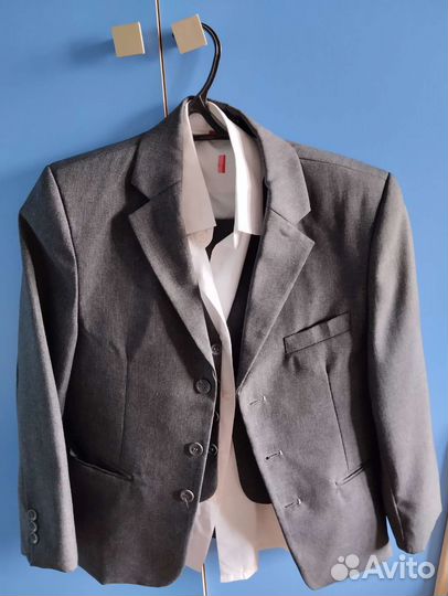 Школьный костюм