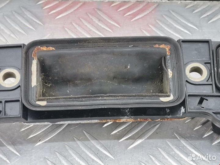 Ручка крышки багажника для Volkswagen Touran 1