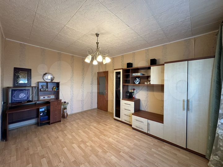 2-к. квартира, 58 м², 4/4 эт.