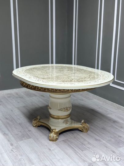 Кухонный стол. Доставка по всей России