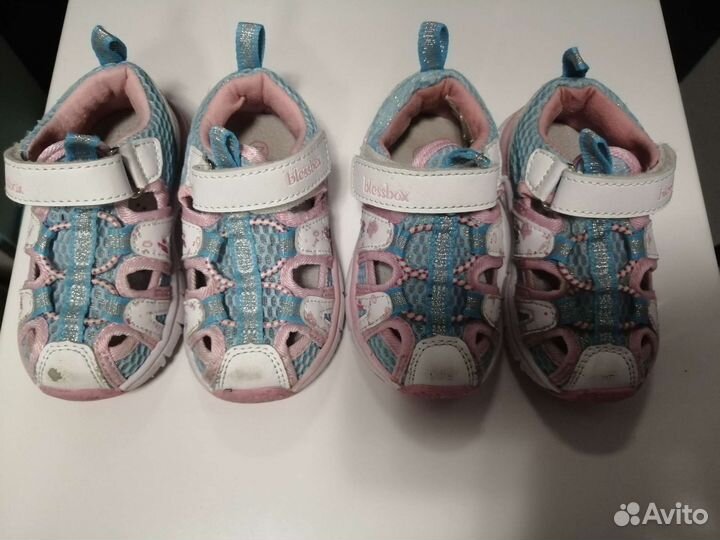 Кроссовки детские