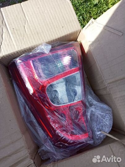 Фары задние Логан