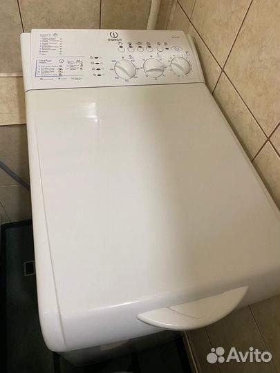 Продаю стиральную машину