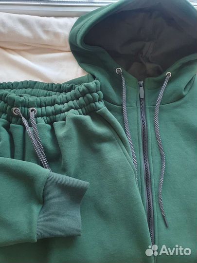 Пошив одежды, костюм из трикотажа