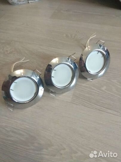 Светильник потолочный точечный