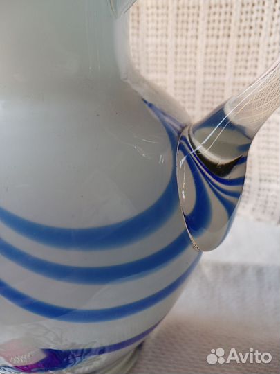 Кувшин. Цветное стекло. Гутное