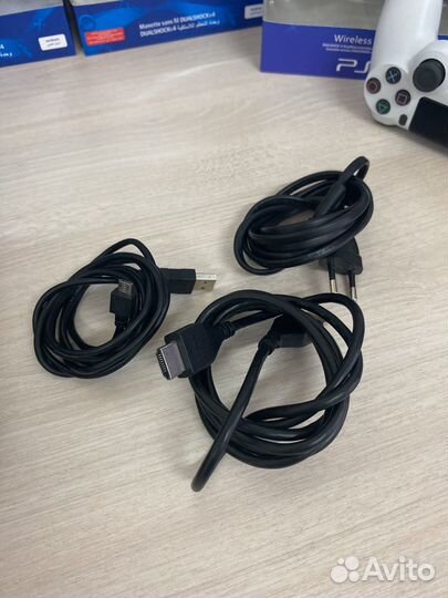 Sony Playstation 4 pro 1tb