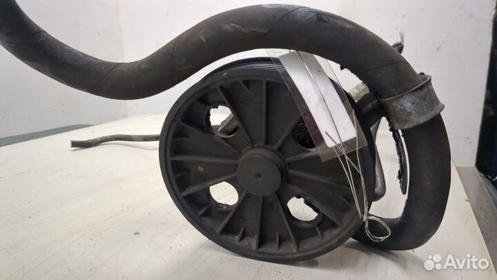 Гур Volvo V70, 2002