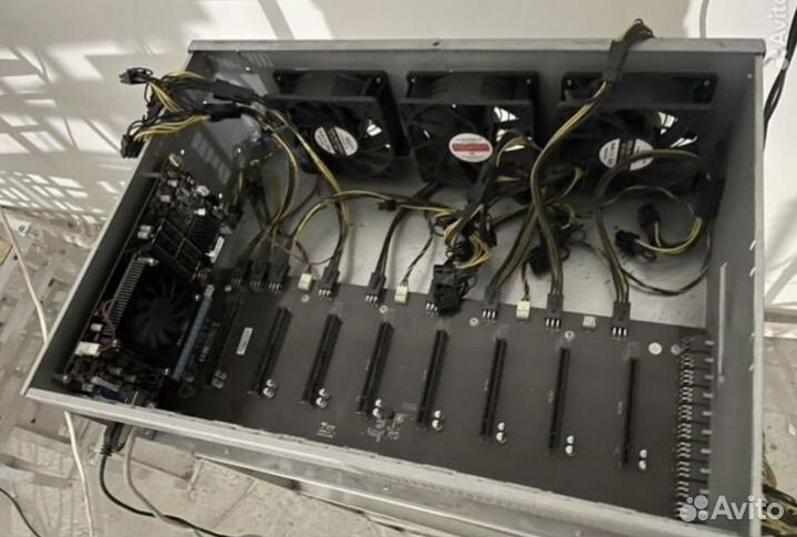 Тушка для майнинга на 8 видеокарт