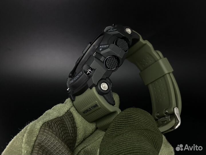 Тактические часы с компасом