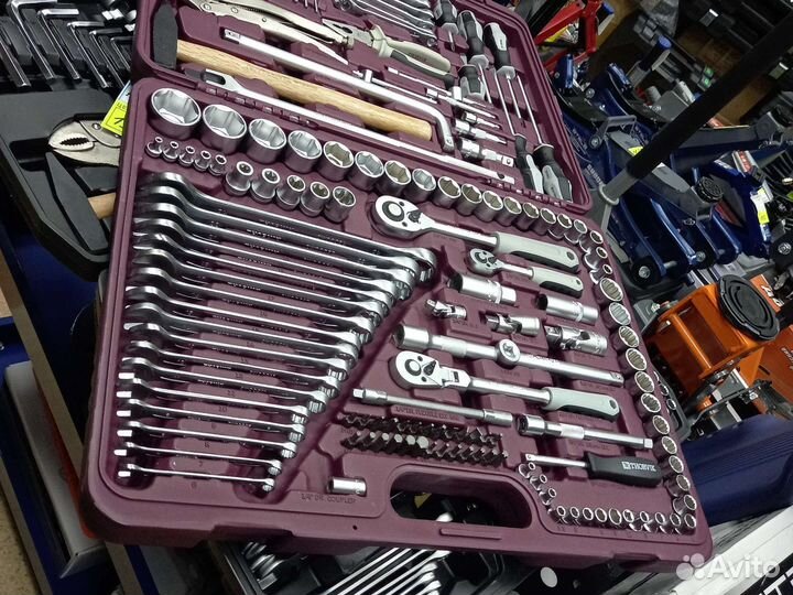 Набор инструментов Thorvik 142