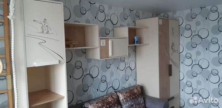 Продам комплект мебели 