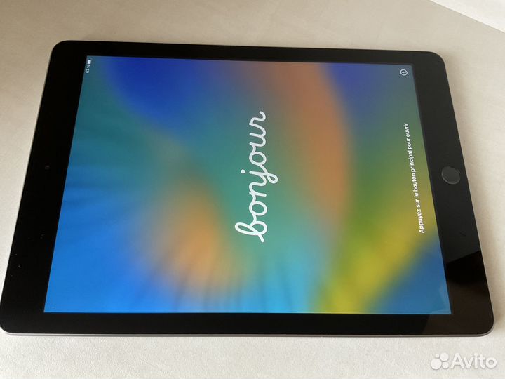 iPad 2017 5 поколение