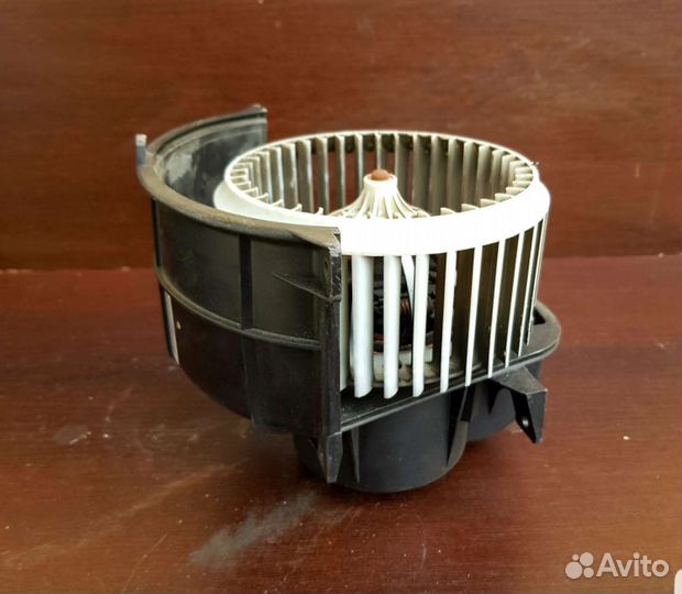 Моторчик печки touareg 2007
