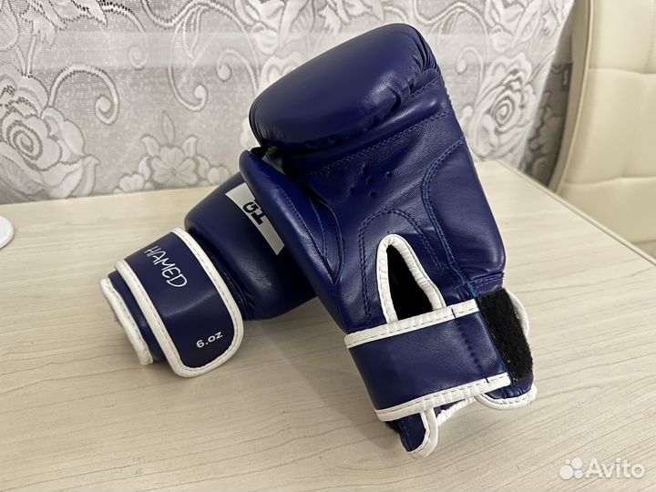 Боксерские перчатки