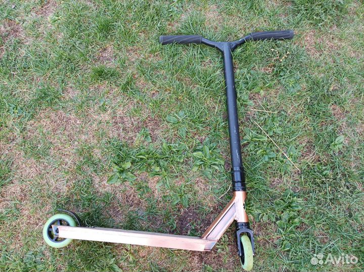 Самокат трюковой чёрно-коричневый MF1.8+ Oxelo